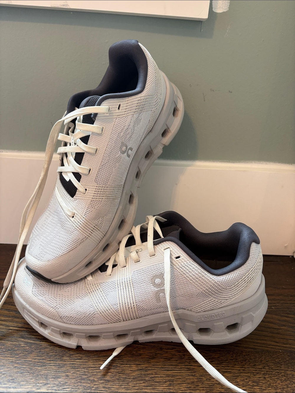 On Running Men's CloudTec Lightweight Trainers - White with Dark Gray Lining